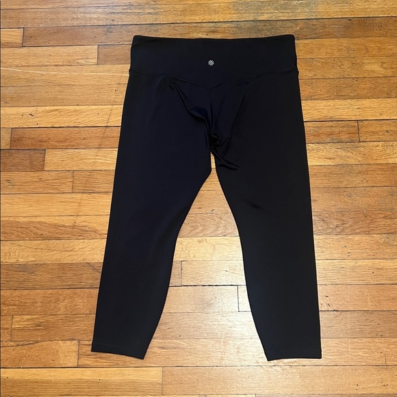 Athleta Ultimate Train 7/8th Cropped Tights in Black, Women’s size XL - Picture 15 of 16